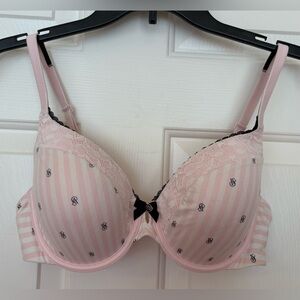 Victoria's Secret Body by Victoria Lined Perfect Coverage 36C